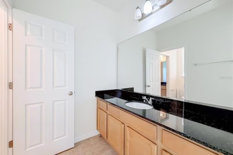 House in Winter Garden, Florida 5 bedrooms, 317.17 sq.m. № 2410158 - photo 29