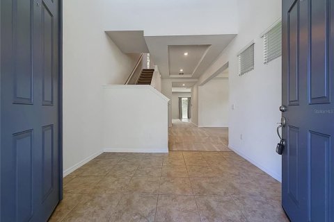 House in Winter Garden, Florida 5 bedrooms, 317.17 sq.m. № 2410158 - photo 7