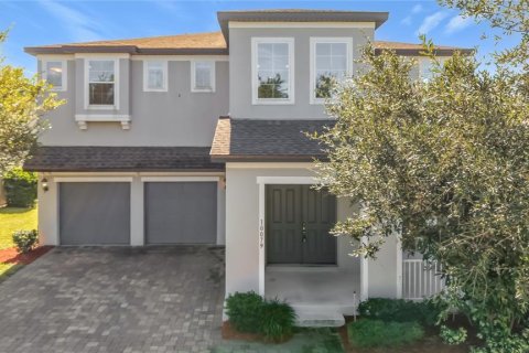 House in Winter Garden, Florida 5 bedrooms, 317.17 sq.m. № 2410158 - photo 3