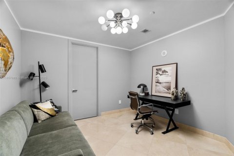 Copropriété à louer à Sunny Isles Beach, Floride: 3 chambres, 195.65 m2 № 2154654 - photo 4