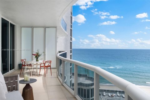 Copropriété à louer à Sunny Isles Beach, Floride: 3 chambres, 195.65 m2 № 2154654 - photo 22