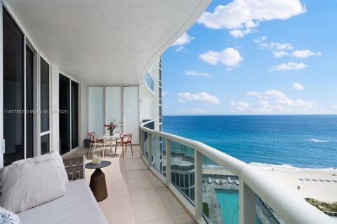 Copropriété à louer à Sunny Isles Beach, Floride: 3 chambres, 195.65 m2 № 2154654 - photo 21