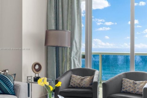 Copropriété à louer à Sunny Isles Beach, Floride: 3 chambres, 195.65 m2 № 2154654 - photo 9