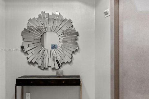 Copropriété à louer à Sunny Isles Beach, Floride: 3 chambres, 195.65 m2 № 2154654 - photo 2
