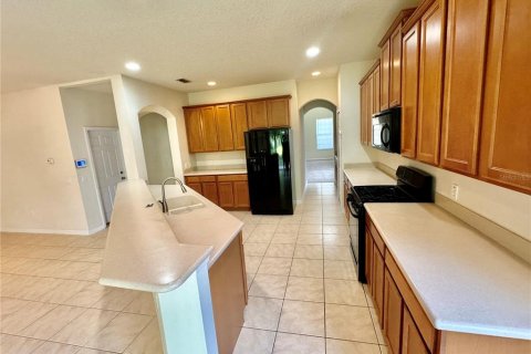 Villa ou maison à louer à Windermere, Floride: 4 chambres, 266.72 m2 № 2388715 - photo 3