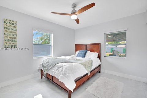 Villa ou maison à vendre à Fort Lauderdale, Floride: 4 chambres, 156.73 m2 № 2001835 - photo 12