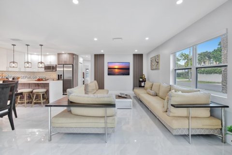 Villa ou maison à vendre à Fort Lauderdale, Floride: 4 chambres, 156.73 m2 № 2001835 - photo 8
