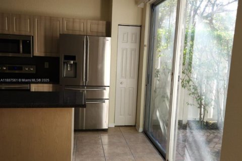 Купить таунхаус в Санрайз, Флорида 4 спальни, 171.68м2, № 1940891 - фото 7