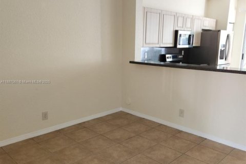 Купить таунхаус в Санрайз, Флорида 4 спальни, 171.68м2, № 1940891 - фото 4