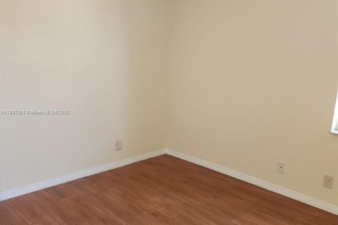 Купить таунхаус в Санрайз, Флорида 4 спальни, 171.68м2, № 1940891 - фото 26