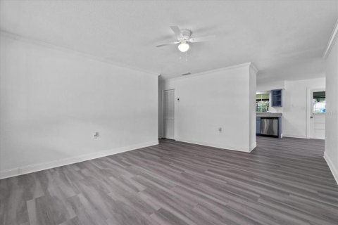 House in Lakeland, Florida 3 bedrooms, 109.16 sq.m. № 1903827 - photo 7