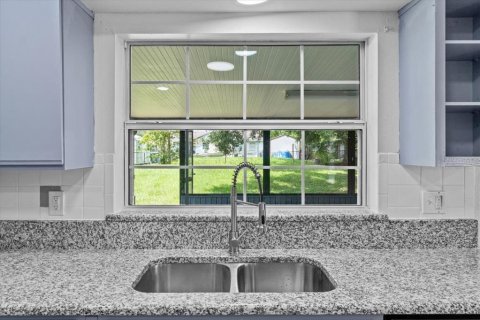House in Lakeland, Florida 3 bedrooms, 109.16 sq.m. № 1903827 - photo 8