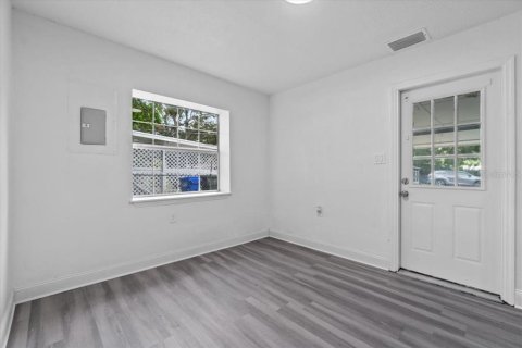 House in Lakeland, Florida 3 bedrooms, 109.16 sq.m. № 1903827 - photo 11