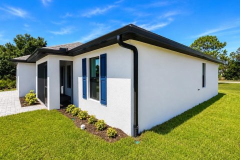 House in Port Charlotte, Florida 4 bedrooms, 169.92 sq.m. № 2233815 - photo 5