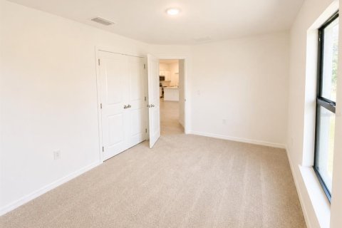 House in Port Charlotte, Florida 4 bedrooms, 169.92 sq.m. № 2233815 - photo 16