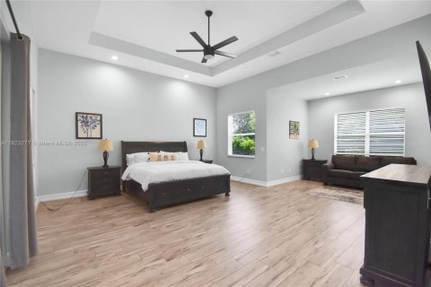 House in Southwest Ranches, Florida 4 bedrooms, 348.57 sq.m. № 1788865 - photo 21