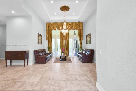 House in Southwest Ranches, Florida 4 bedrooms, 348.57 sq.m. № 1788865 - photo 8
