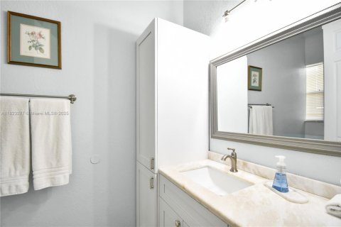 House in Southwest Ranches, Florida 4 bedrooms, 348.57 sq.m. № 1788865 - photo 27