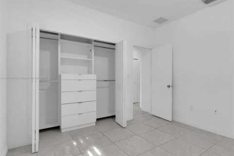 Villa ou maison à louer à Miami, Floride: 3 chambres, 169.73 m2 № 1968500 - photo 10