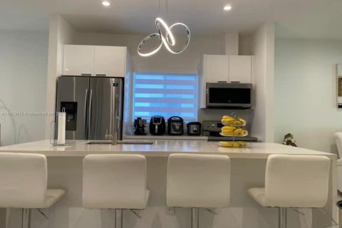 Villa ou maison à louer à Miami, Floride: 3 chambres, 169.73 m2 № 1968500 - photo 16