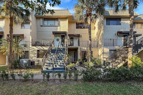 Condo à Deerfield Beach, Floride, 2 chambres  № 2272175