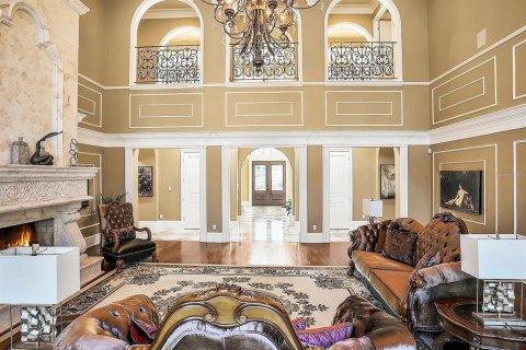 House in Lake Mary, Florida 10 bedrooms, 1469.81 sq.m. № 1778263 - photo 13