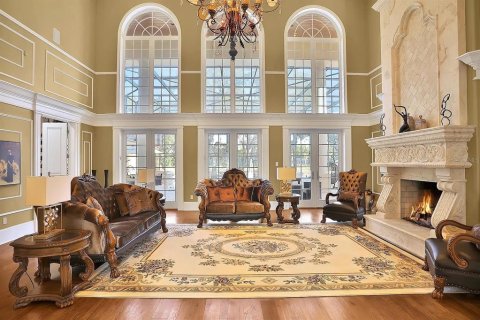 House in Lake Mary, Florida 10 bedrooms, 1469.81 sq.m. № 1778263 - photo 12