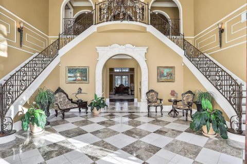 House in Lake Mary, Florida 10 bedrooms, 1469.81 sq.m. № 1778263 - photo 10