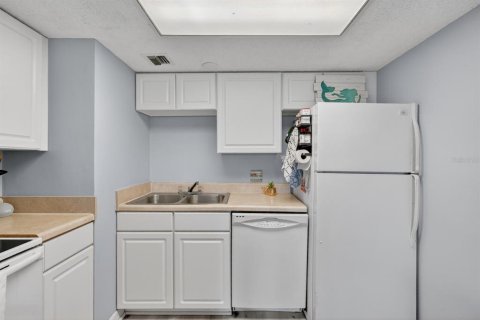 Condominio en venta en Ormond Beach, Florida, 2 dormitorios, 85.93 m2 № 2214861 - foto 12
