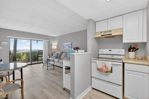 Condominio en venta en Ormond Beach, Florida, 2 dormitorios, 85.93 m2 № 2214861 - foto 11