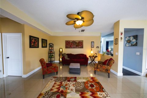 Villa ou maison à vendre à Orlando, Floride: 5 chambres, 227.98 m2 № 2431639 - photo 6