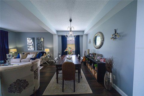 Villa ou maison à vendre à Orlando, Floride: 5 chambres, 227.98 m2 № 2431639 - photo 11