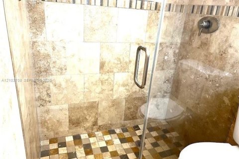 Villa ou maison à louer à Davie, Floride: 4 chambres, 118.91 m2 № 2411802 - photo 29