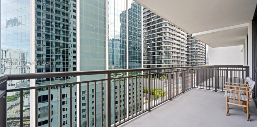 Condominio en Miami, Florida, 2 dormitorios № 2076606