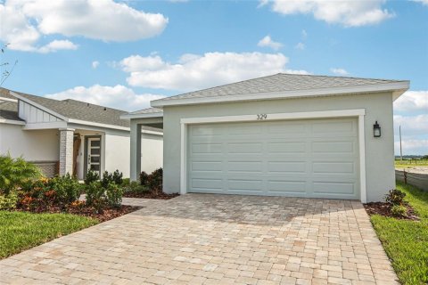 Casa en venta en Winter Haven, Florida, 3 dormitorios, 150.87 m2 № 1902649 - foto 1