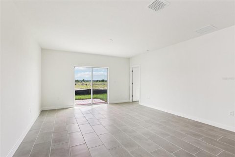 Casa en venta en Winter Haven, Florida, 3 dormitorios, 150.87 m2 № 1902649 - foto 19