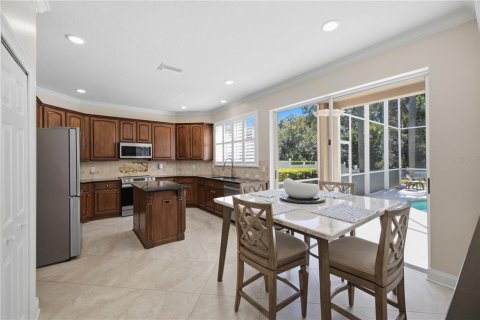 House in Odessa, Florida 5 bedrooms, 323.58 sq.m. № 2416563 - photo 16