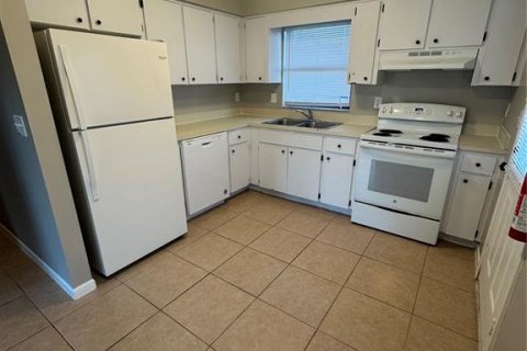 Apartment in Lakeland, Florida 2 bedrooms, 92.9 sq.m. № 2394146 - photo 6
