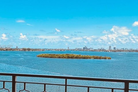 Condo à Miami, Floride, 2 chambres  № 2169054