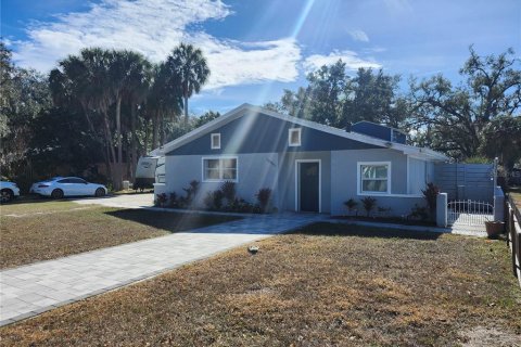 House in Riverview, Florida 4 bedrooms, 230.96 sq.m. № 2128010 - photo 3