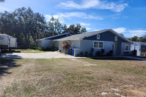 House in Riverview, Florida 4 bedrooms, 230.96 sq.m. № 2128010 - photo 2