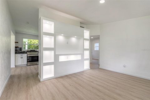 Casa en venta en Daytona Beach, Florida, 2 dormitorios, 77.57 m2 № 1883312 - foto 5