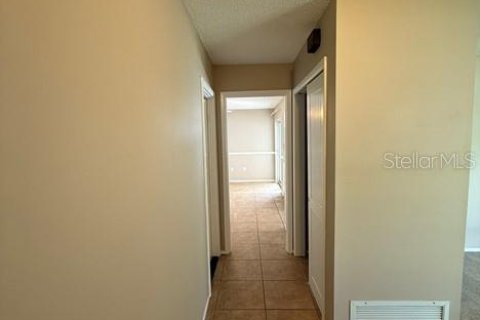 House in Sarasota, Florida 3 bedrooms, 141.3 sq.m. № 2207964 - photo 18