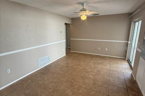 House in Sarasota, Florida 3 bedrooms, 141.3 sq.m. № 2207964 - photo 19