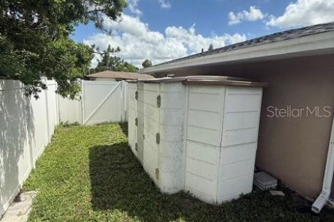 House in Sarasota, Florida 3 bedrooms, 141.3 sq.m. № 2207964 - photo 29