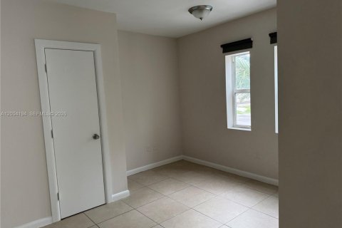 Apartment in Hollywood, Florida 1 bedroom, 2677.81 sq.m. № 2068651 - photo 14