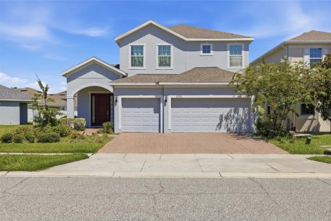 House in Orlando, Florida 4 bedrooms, 221.01 sq.m. № 2225902
