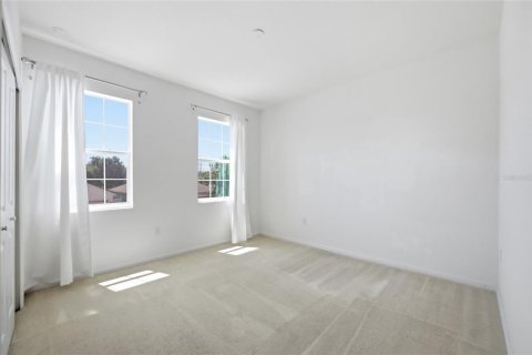 House in Orlando, Florida 4 bedrooms, 221.01 sq.m. № 2225902 - photo 26