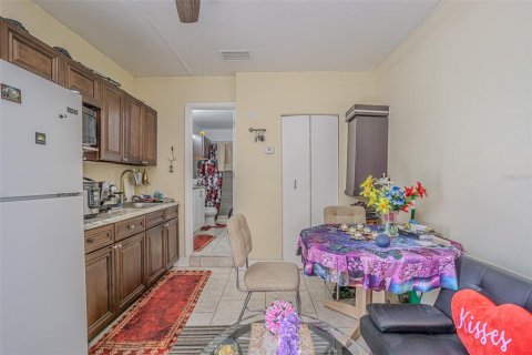 Casa en venta en Tampa, Florida, 4 dormitorios, 122.26 m2 № 1851422 - foto 19