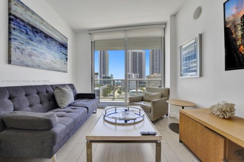 Copropriété à louer à Hallandale Beach, Floride: 4 chambres, 146.51 m2 № 1934608 - photo 6